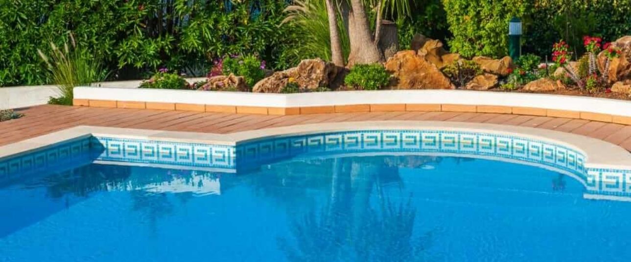 3 Benefits of Keeping Your Pool Clean and Maintained