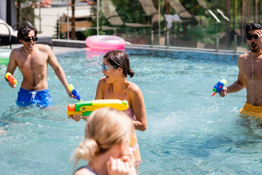 Pool Games for a Fun-filled Labor Day
